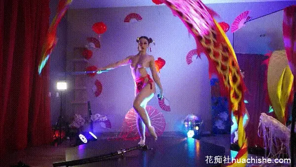SP站主播meganmeow 艺术一字马钢管舞4K超清大合集 111v1.1T-98推特-精选每日热门,专注打造高质量合集资源平台