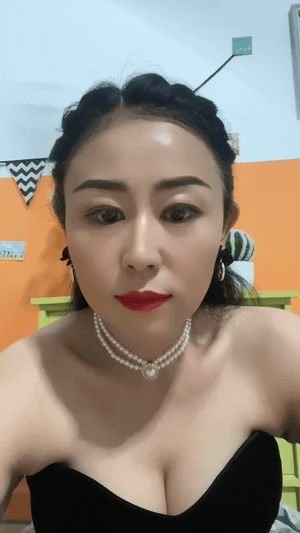 【115ED2K】【重磅首发】博主【云峰之巅】肛交饮尿 露出啪啪 打电话抽插 原档合集【19.2G/435V/2配额】-98推特-精选每日热门,专注打造高质量合集资源平台