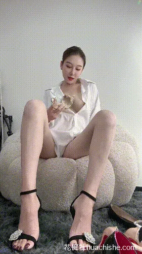 迷人奈 丝袜美脚福利定制预览图08