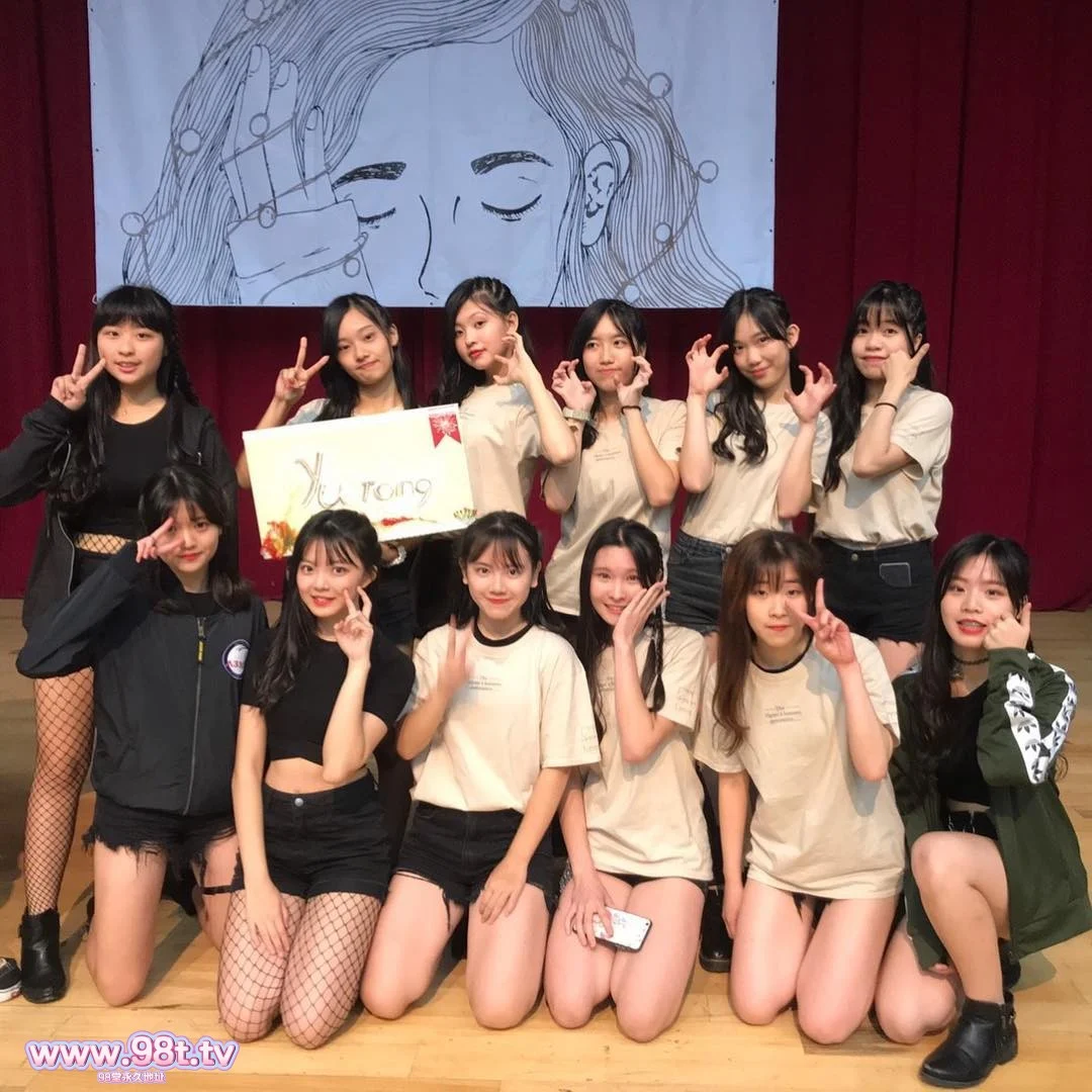 图片[5]-【ED2K】《极品泄密✅魔手☛外购》【校内厕拍达人】固定机位偸拍超多学生妹~舞蹈系班花系、各种高颜女~极品白虎逼母女~还有老师入镜逼脸同框 1~8期合集【15.6G/93V+252P/1配额】-98推特-精选每日热门,专注打造高质量合集资源平台