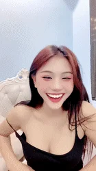 图片[2]-【115eD2K】【源码自录】大胸甜妹【大胸美眉】P1 揉胸撩骚，尿尿抠逼大摆锤扭动奶子笑得灿烂7月7日-8月7日【22V/19.2GB/22配额】-98推特-精选每日热门,专注打造高质量合集资源平台