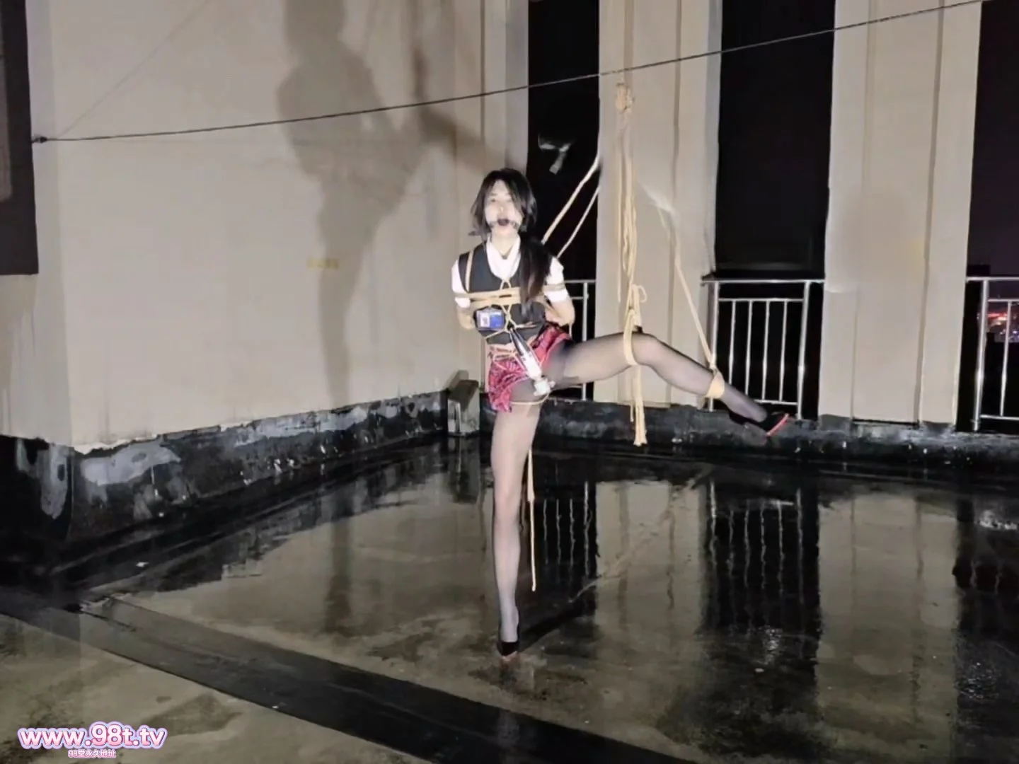 图片[6]-【115ED2K】欢乐谷SM深度版+内涵版 约美少女捆绑着口交啪啪~绳艺捆绑~室内户外 露出调教最新合集 【275G/151V/147配额】-98推特-精选每日热门,专注打造高质量合集资源平台
