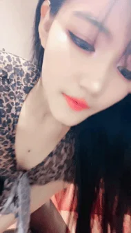 图片[4]-【ed2k】国产自录“欲念许微微”，顶级黑丝大长腿女神倒立自慰，跳蛋阳具一起插，高跟鞋鞋跟插小穴，录制日期：260712~260726【25gb/35v/35配额】-98推特-精选每日热门,专注打造高质量合集资源平台